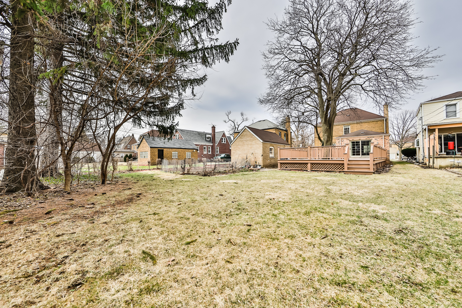 555 East Parkway Road Riverside, IL 60546 - Photo 35 of 38