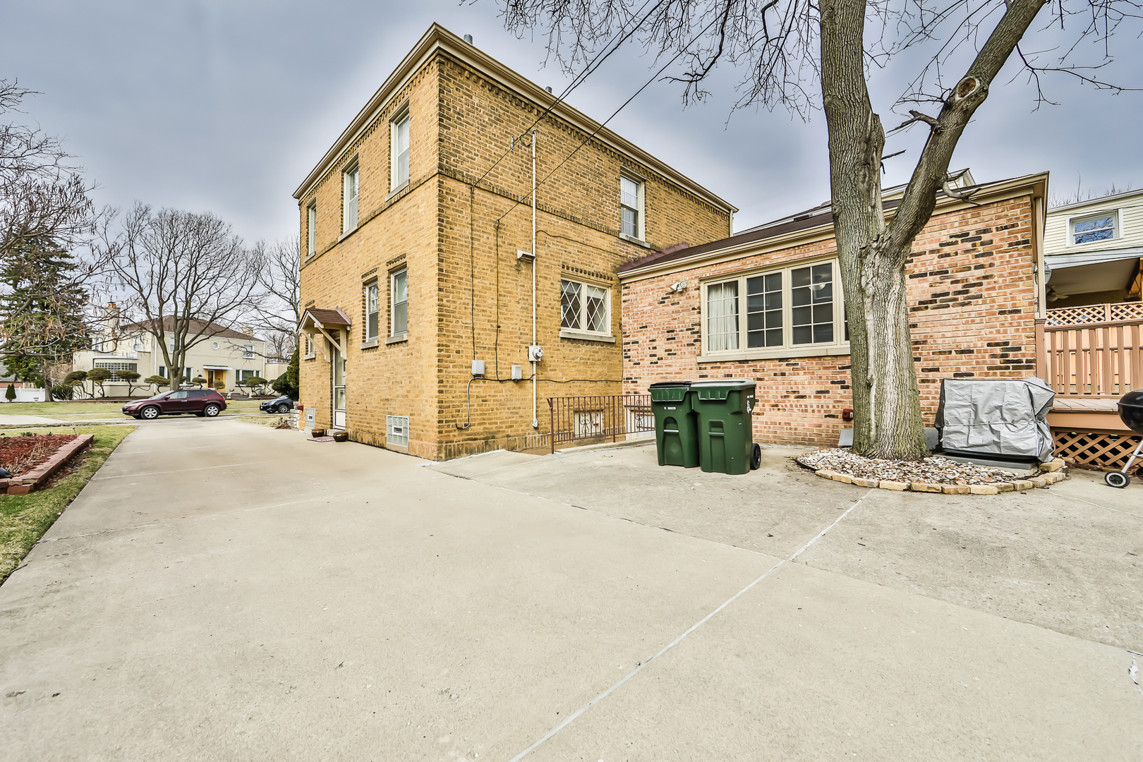 555 East Parkway Road Riverside, IL 60546 - Photo 38 of 38