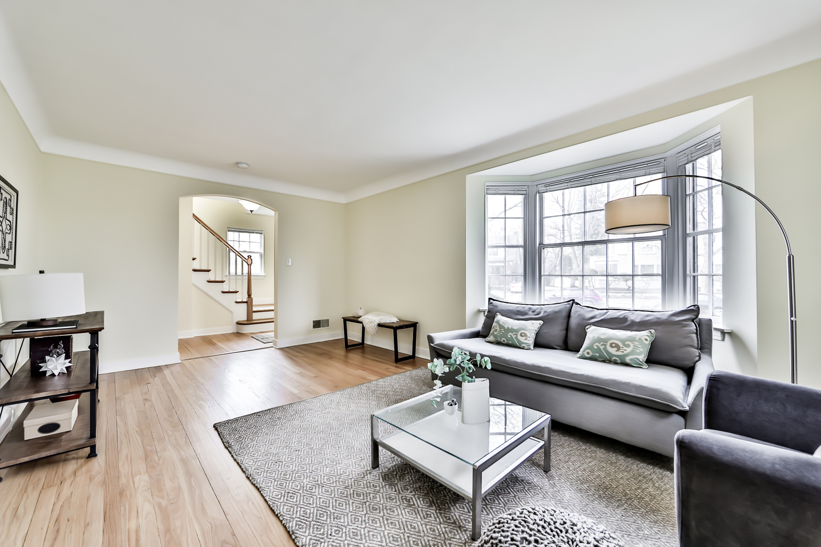 555 East Parkway Road Riverside, IL 60546 - Photo 7 of 38