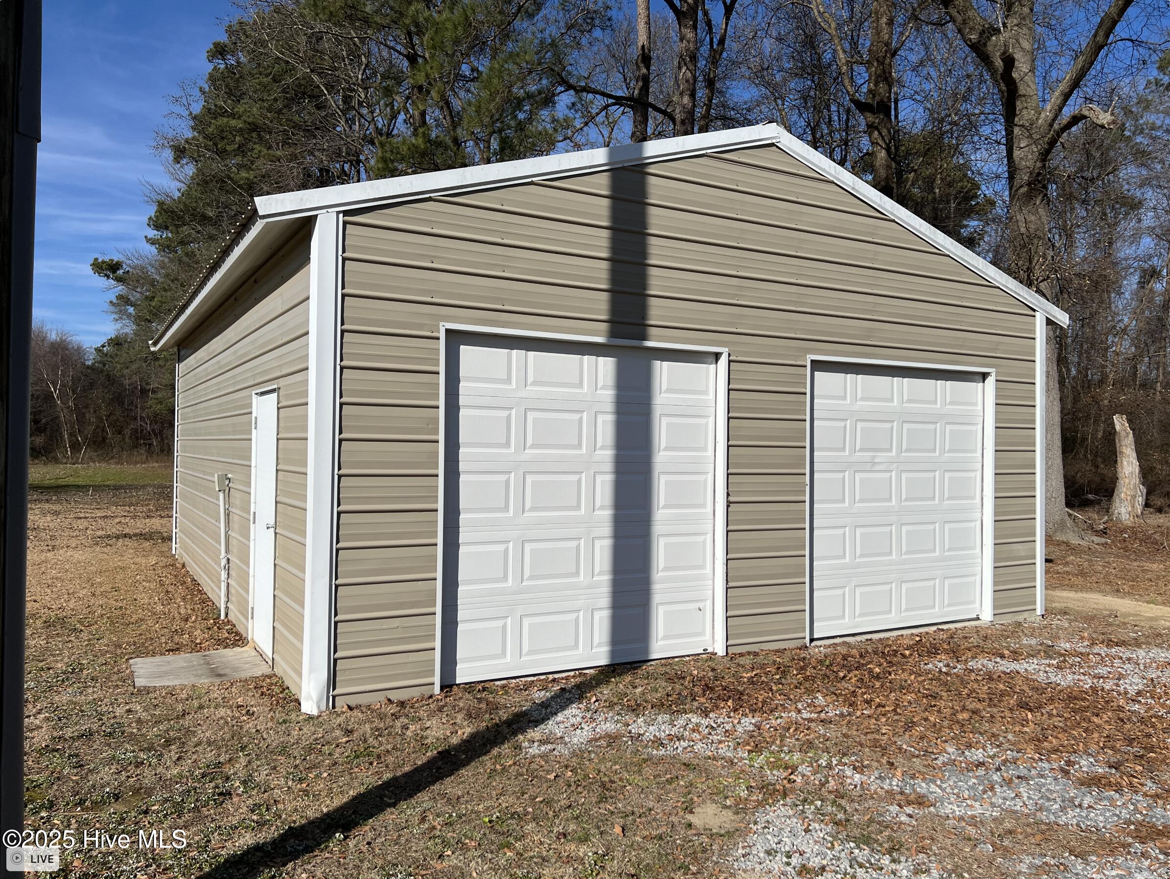 4423 Keener Road Clinton, NC 28328 - Photo 4 of 20 Screen Shot 2025-01-30 at 11.20.11 AM