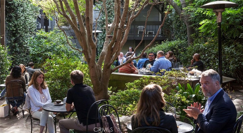100 Van Ness Avenue, Unit 402 San Francisco, CA 94102 - Photo 59 of 75 a view of a chairs and table in the patio