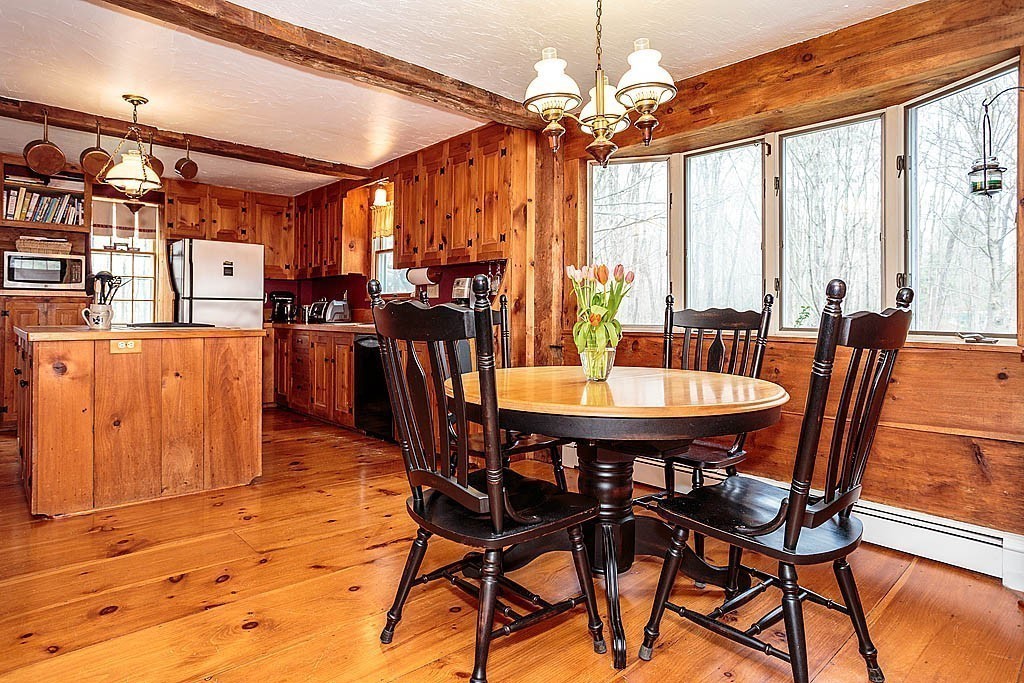 63 Nashua Road Pepperell, MA 01463 - Photo 5 of 29