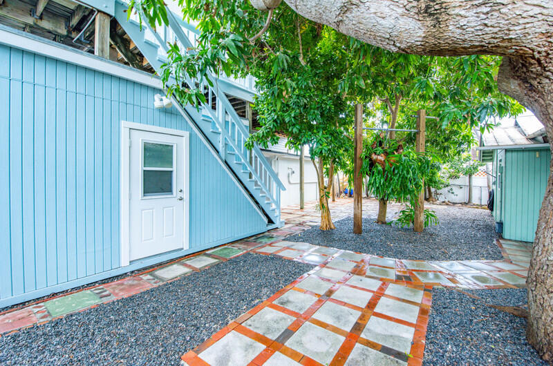 1006 16th Terrace Key West, FL 33040 - Photo 36 of 49 a backyard of a house with seating space