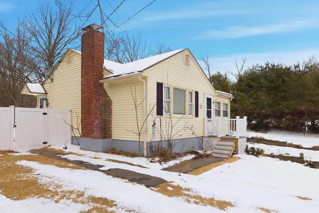 $399,900 | 10 Frances Street, Franklin, NH 03235