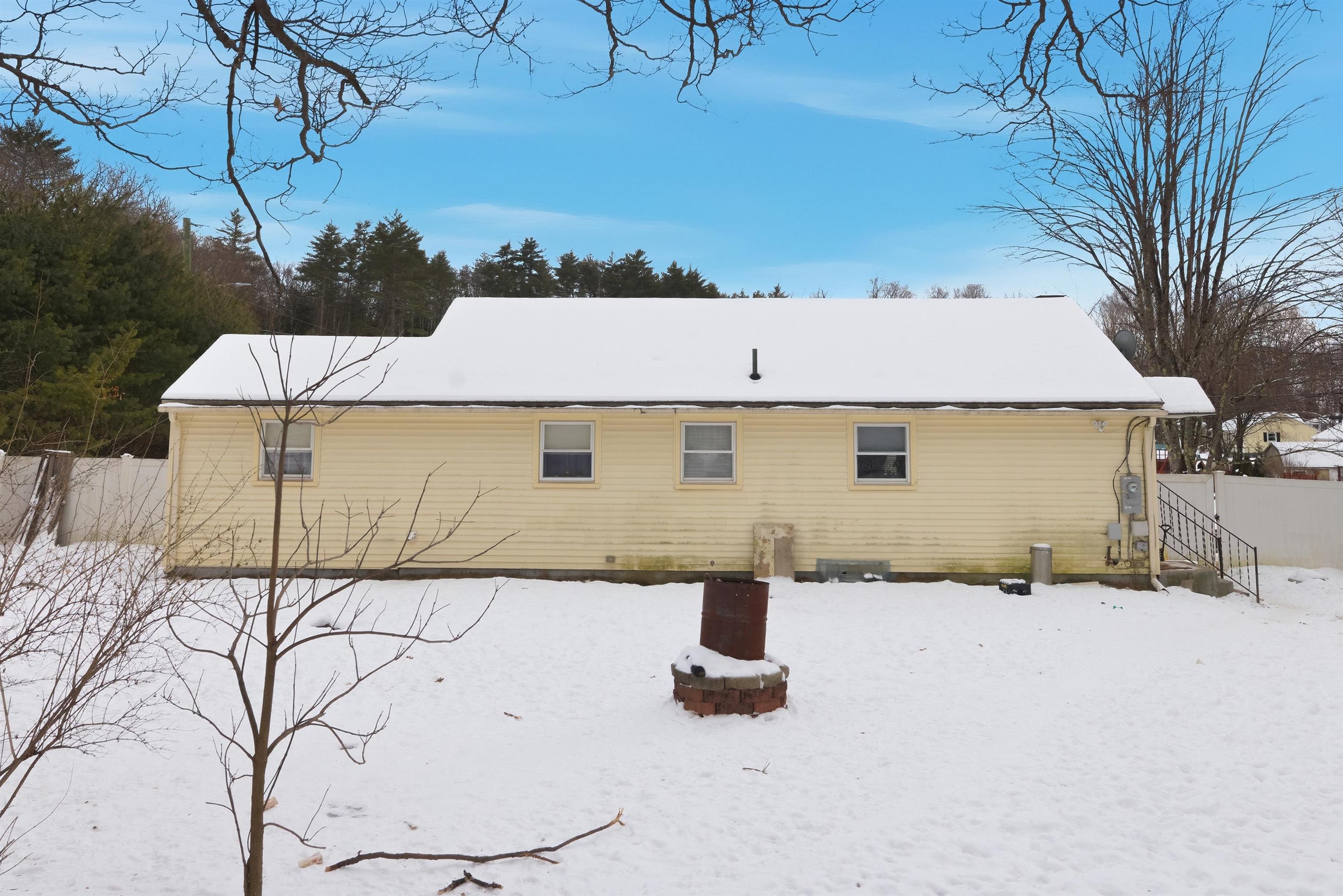 10 Frances Street Franklin, NH 03235 - Photo 39 of 45