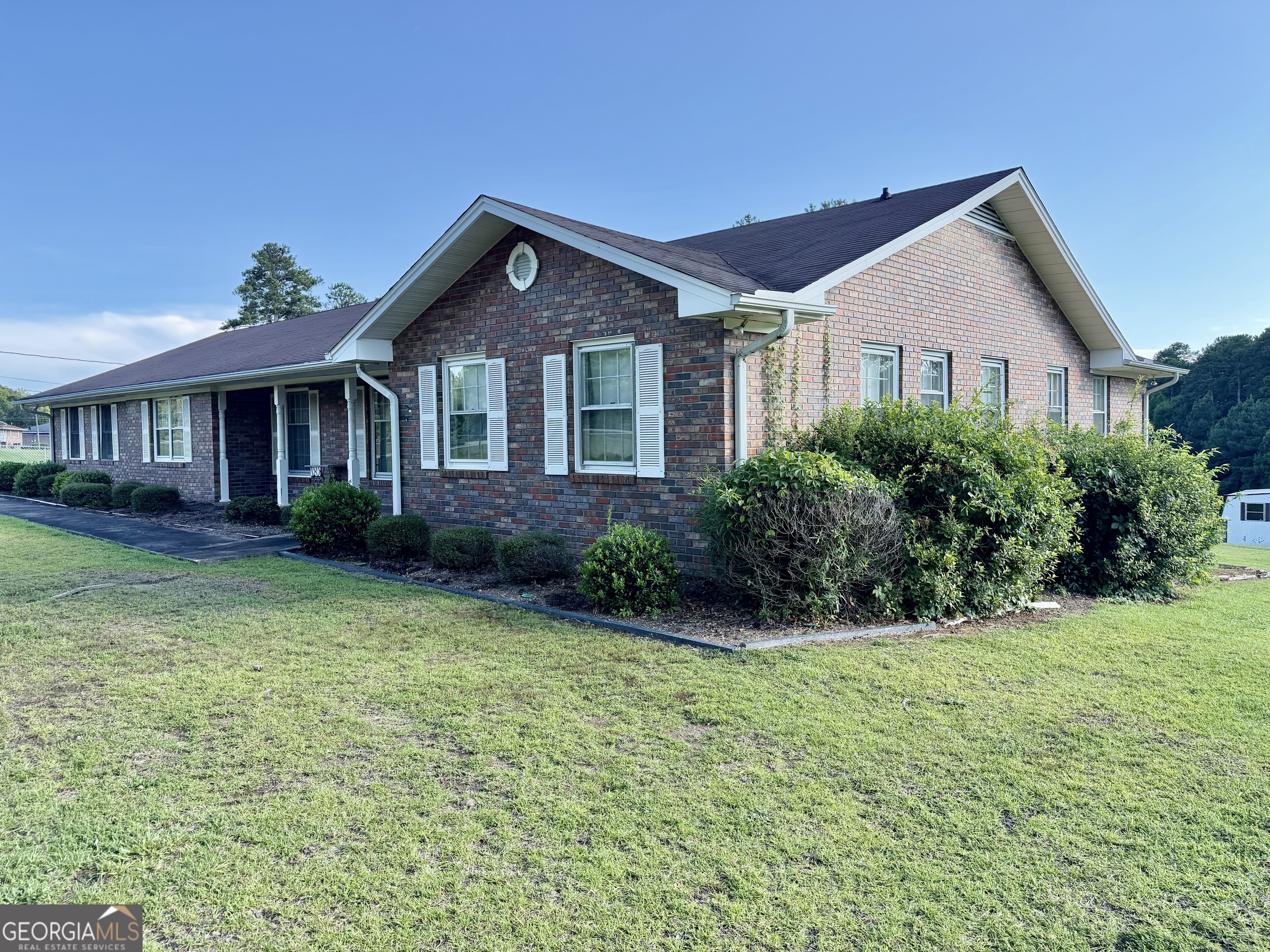 1245 Crestview Drive Elberton, GA 30635 - Photo 2 of 40