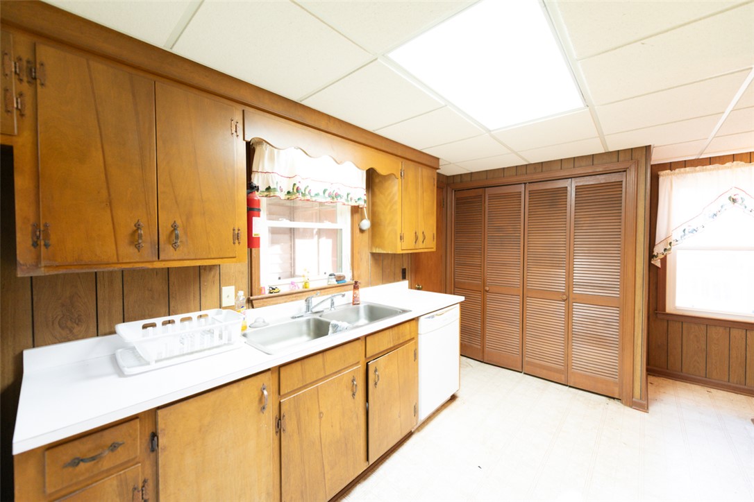 412 Frontage Road Clemson, SC 29631 - Photo 6 of 39