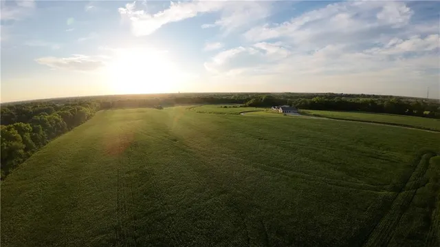 $2,975,000 | 12714 South Harris Road, Greenwood, MO 64034