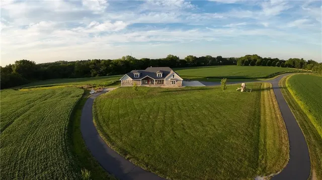 $2,975,000 | 12714 South Harris Road, Greenwood, MO 64034