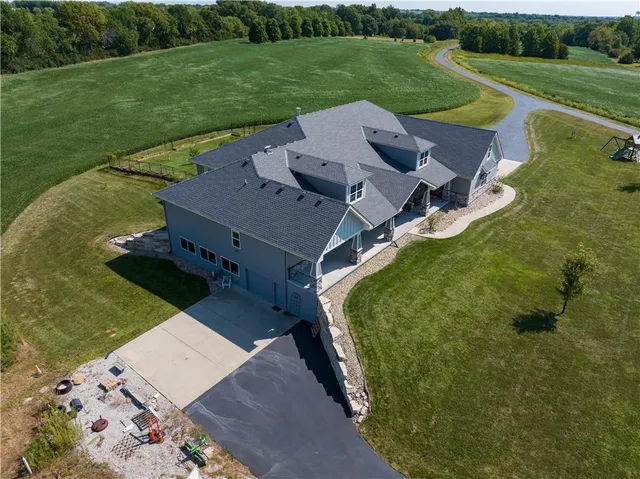 $2,975,000 | 12714 South Harris Road, Greenwood, MO 64034
