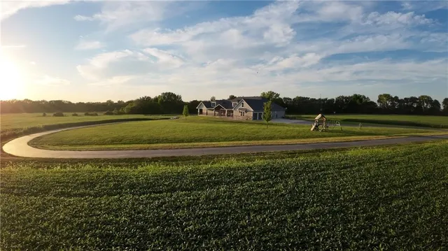 $2,975,000 | 12714 South Harris Road, Greenwood, MO 64034