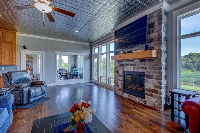 $2,975,000 | 12714 South Harris Road, Greenwood, MO 64034