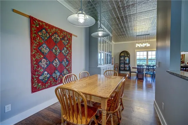 $2,975,000 | 12714 South Harris Road, Greenwood, MO 64034