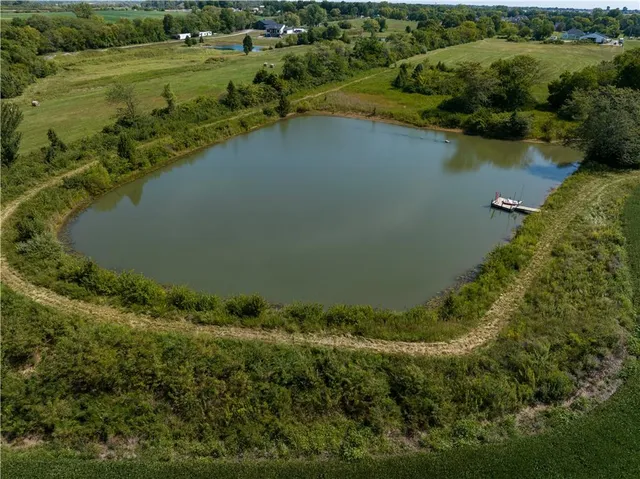 $2,975,000 | 12714 South Harris Road, Greenwood, MO 64034