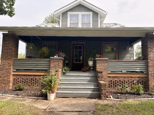 $135,000 | 109 Washington Street, Benson, IL 61516