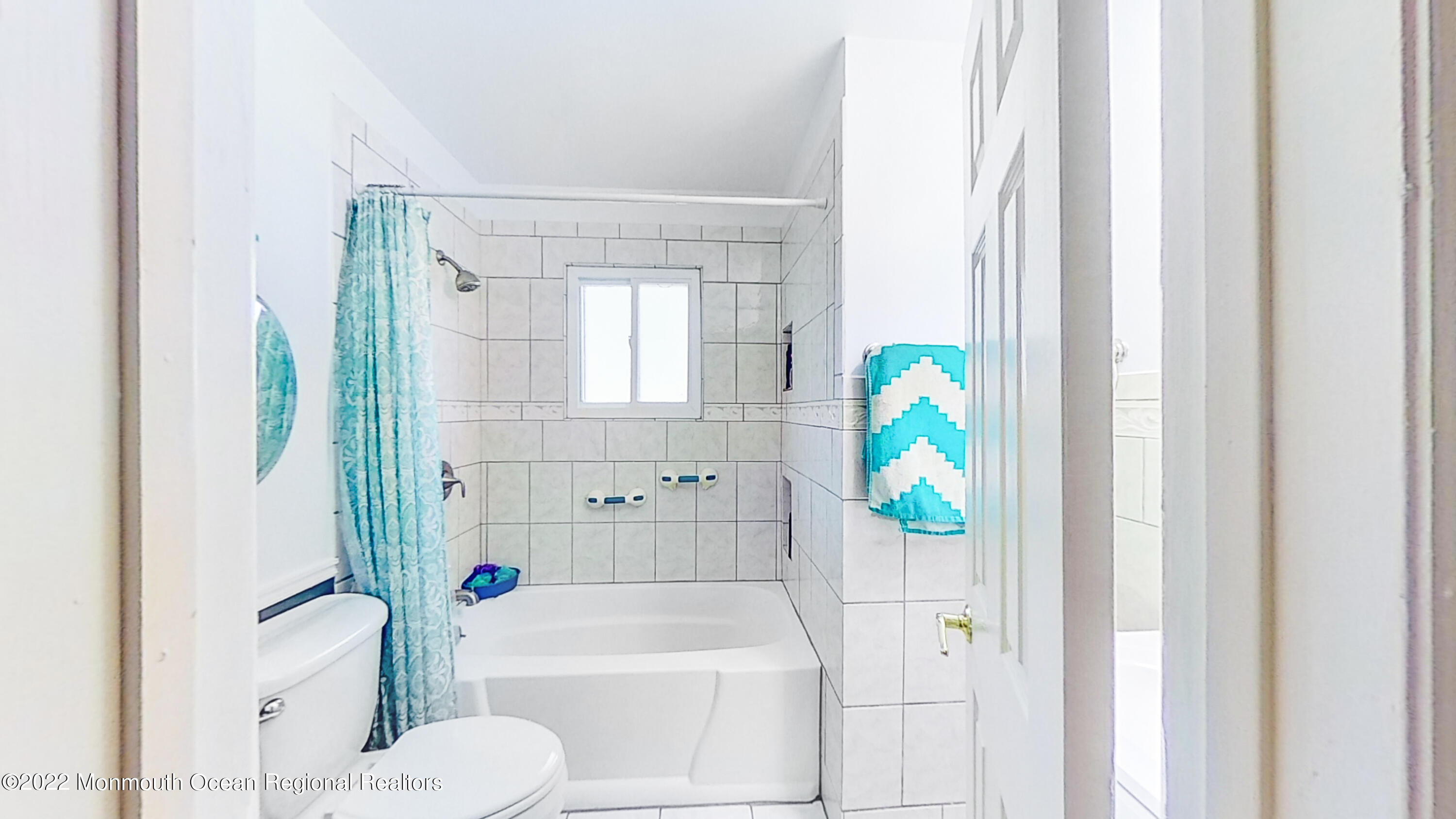 35 Oak Terrace Howell, NJ 07731 - Photo 14 of 27 a bathroom with a bathtub and a shower