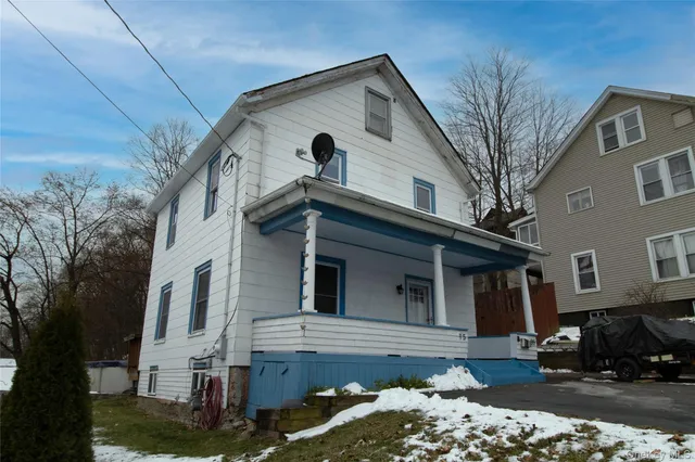 $299,999 | 95 Scofield Street, Walden, NY 12586