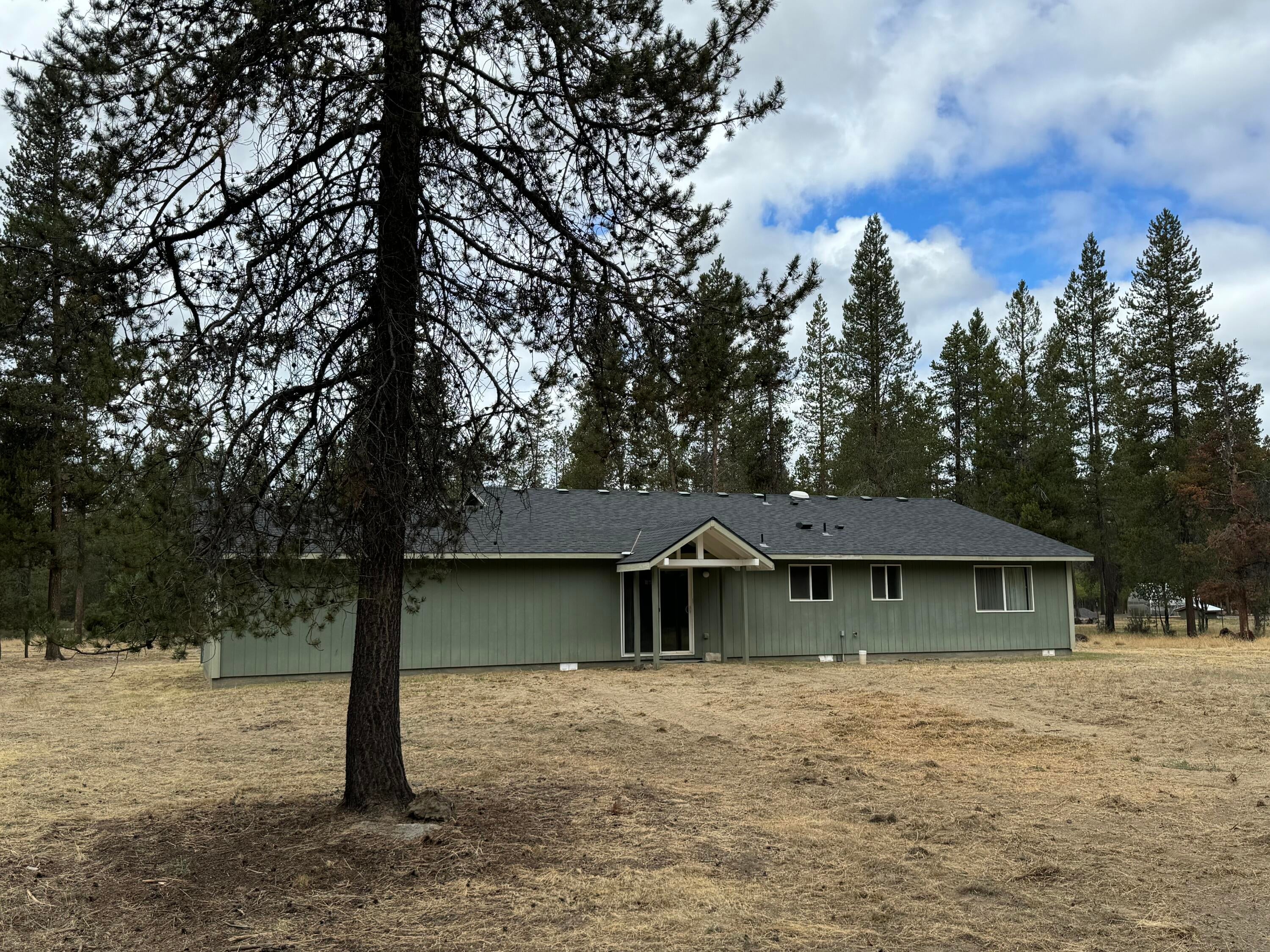 150159 Kurtz Road La Pine, OR 97739 - Photo 34 of 38 Photo Sep 12 2024, 12 23 04 PM