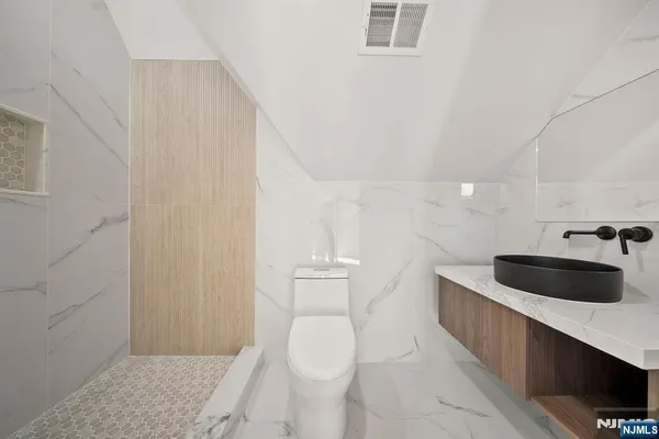 $1,950,000 | 59 Edgewood Avenue, West Orange, NJ 07052