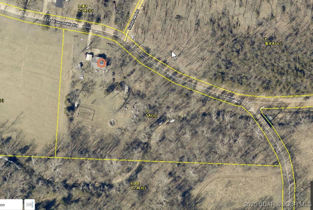 2687 Old Tuscumbia Road Eldon, MO 65026 - Photo 2 of 18