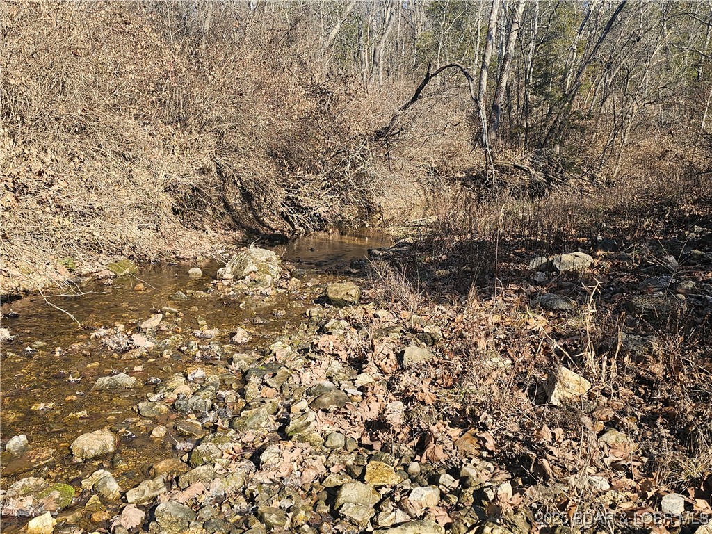 2687 Old Tuscumbia Road Eldon, MO 65026 - Photo 4 of 18