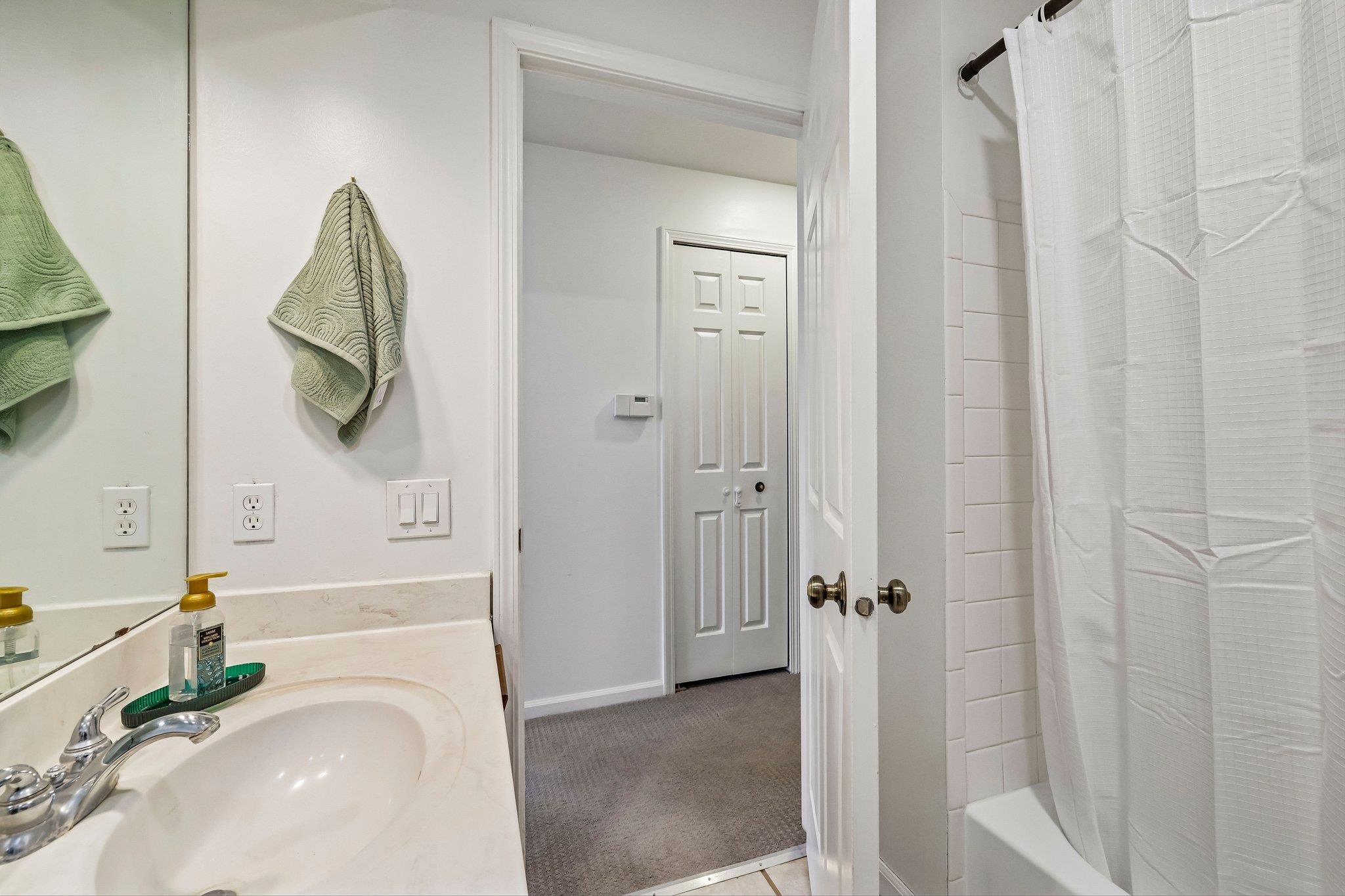6808 Old Sauk Road Madison, WI 53717 - Photo 16 of 33