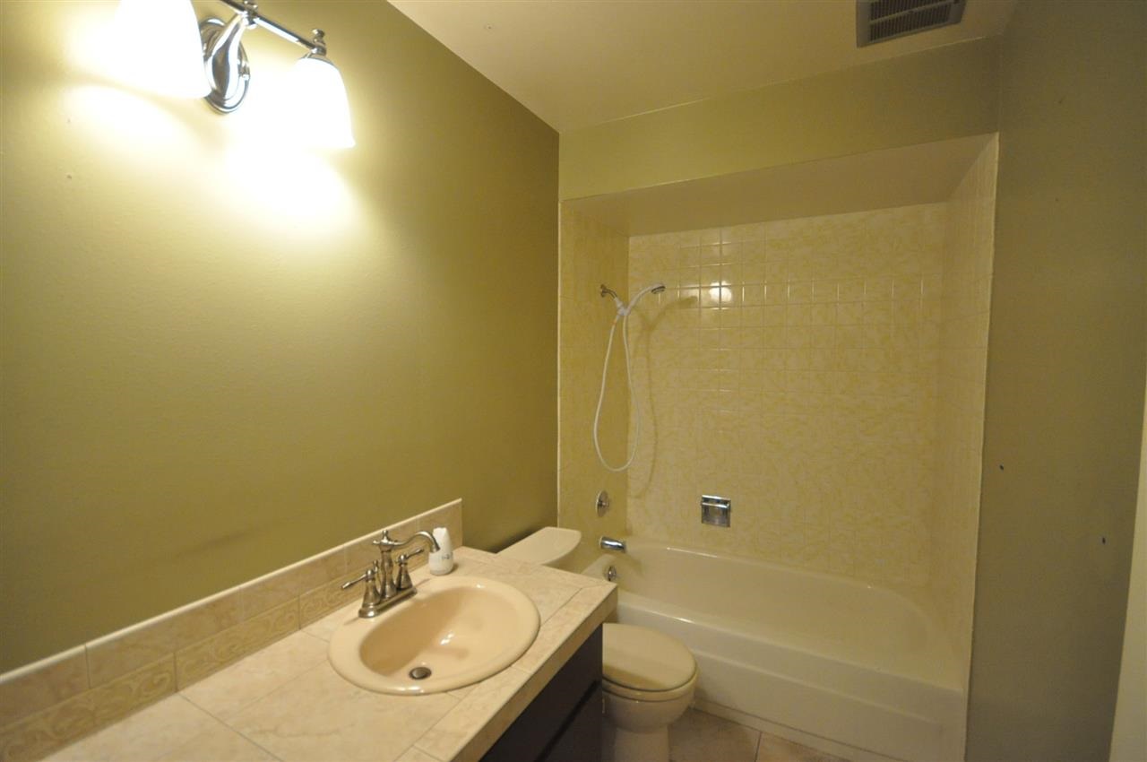 227 North Raymond Road, Unit 19 Spokane Valley, WA 99206 - Photo 11 of 15