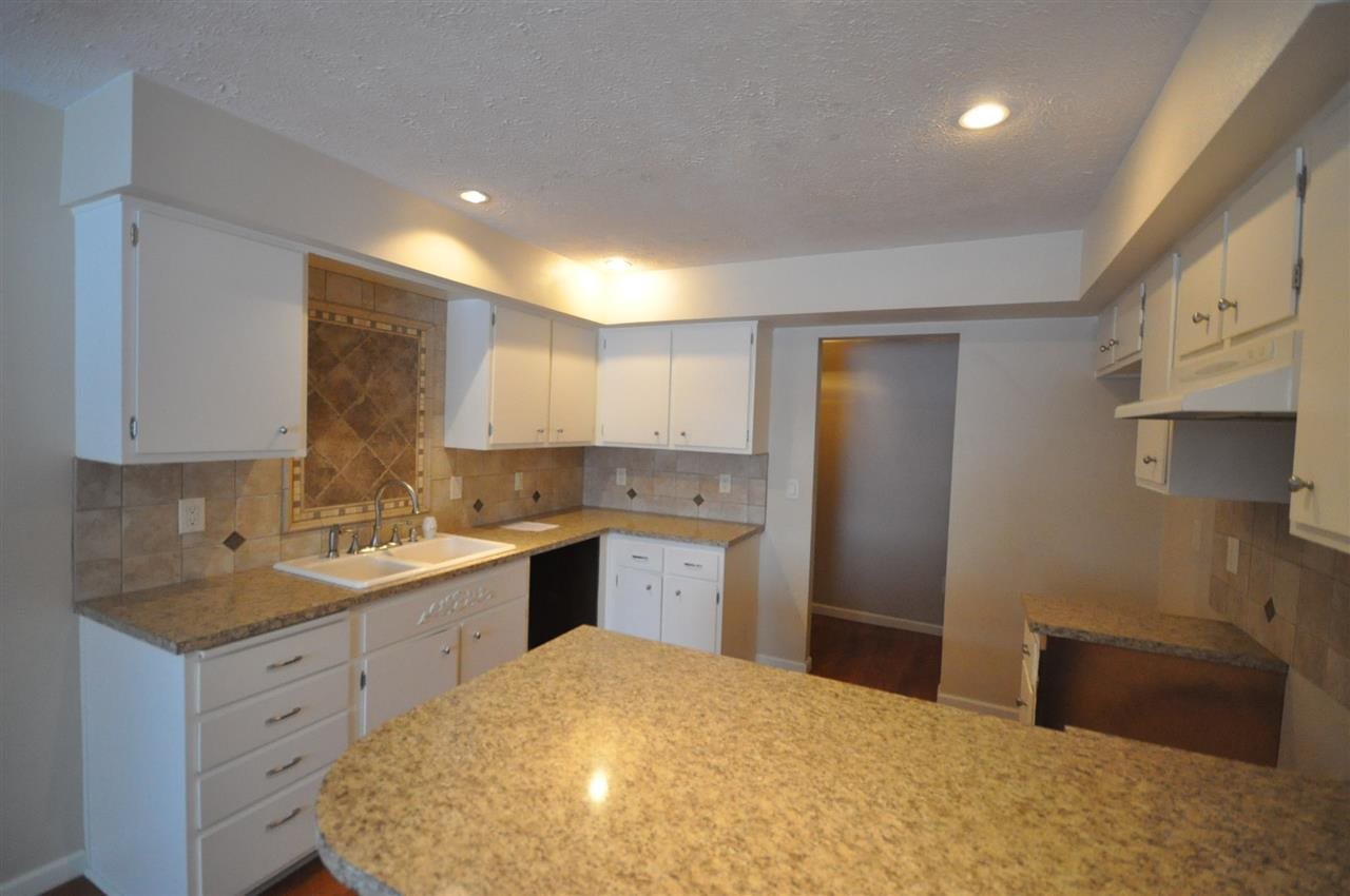227 North Raymond Road, Unit 19 Spokane Valley, WA 99206 - Photo 5 of 15