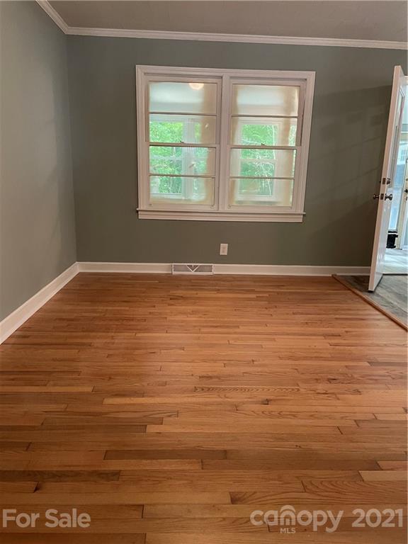 327 Ashbrook Road Salisbury, NC 28147 - Photo 8 of 27 a view of an ocean & window