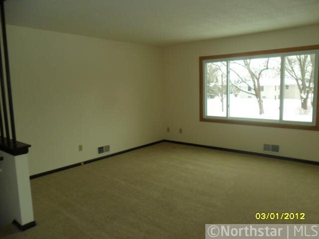 2605 Bobolink Road Medina, MN 55356 - Photo 2 of 12 Gallery Image 2