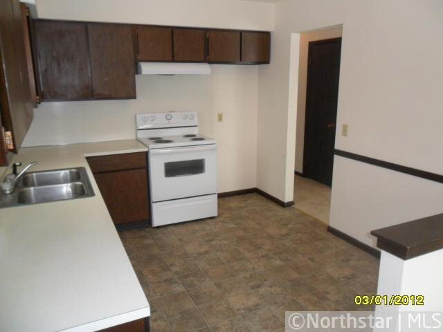 2605 Bobolink Road Medina, MN 55356 - Photo 4 of 12 Gallery Image 4