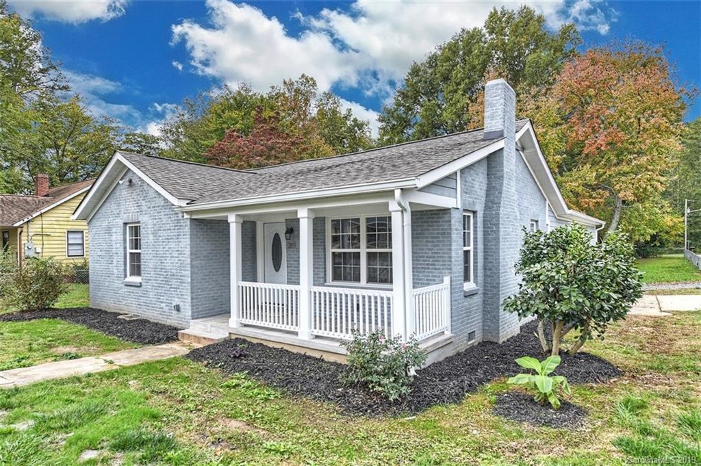 319 North Myrtle School Road Gastonia, NC 28052 - Photo 1 of 31 Gallery Image 1