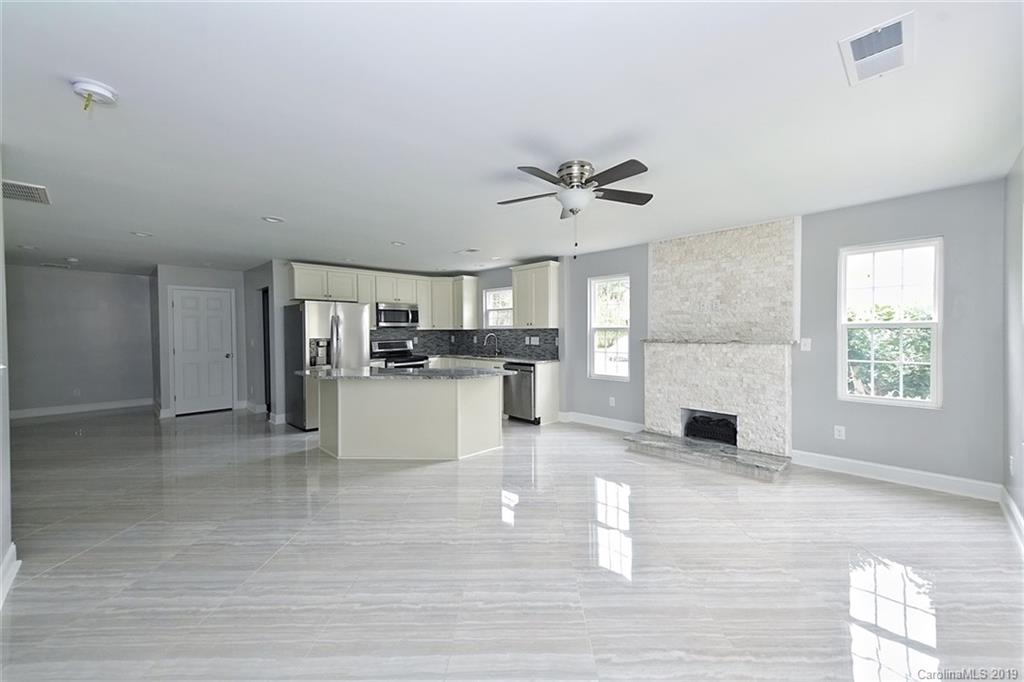 319 North Myrtle School Road Gastonia, NC 28052 - Photo 3 of 31 Gallery Image 3
