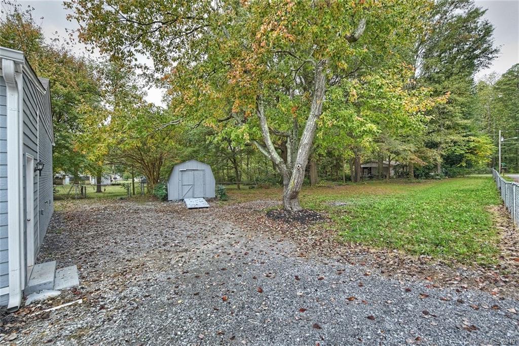319 North Myrtle School Road Gastonia, NC 28052 - Photo 26 of 31 Gallery Image 26