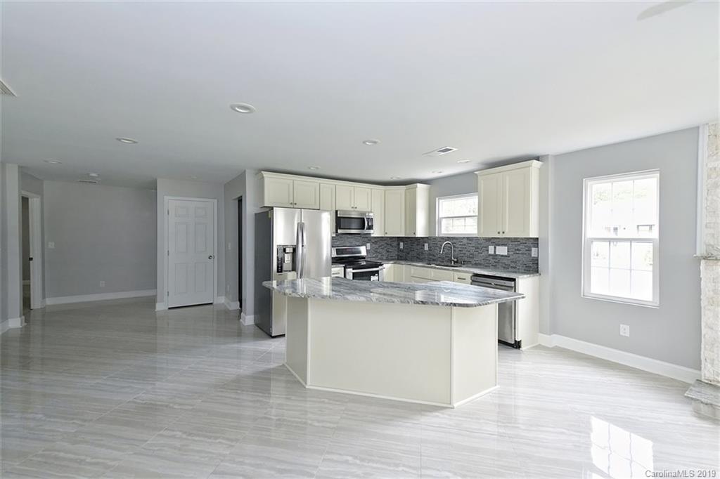 319 North Myrtle School Road Gastonia, NC 28052 - Photo 6 of 31 Gallery Image 6