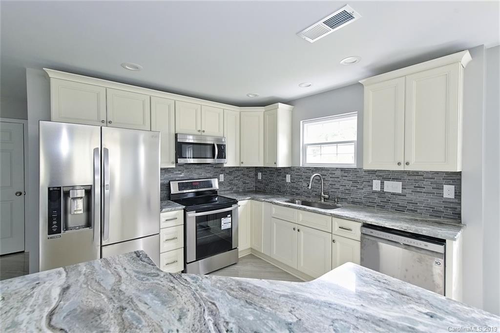 319 North Myrtle School Road Gastonia, NC 28052 - Photo 8 of 31 Gallery Image 8
