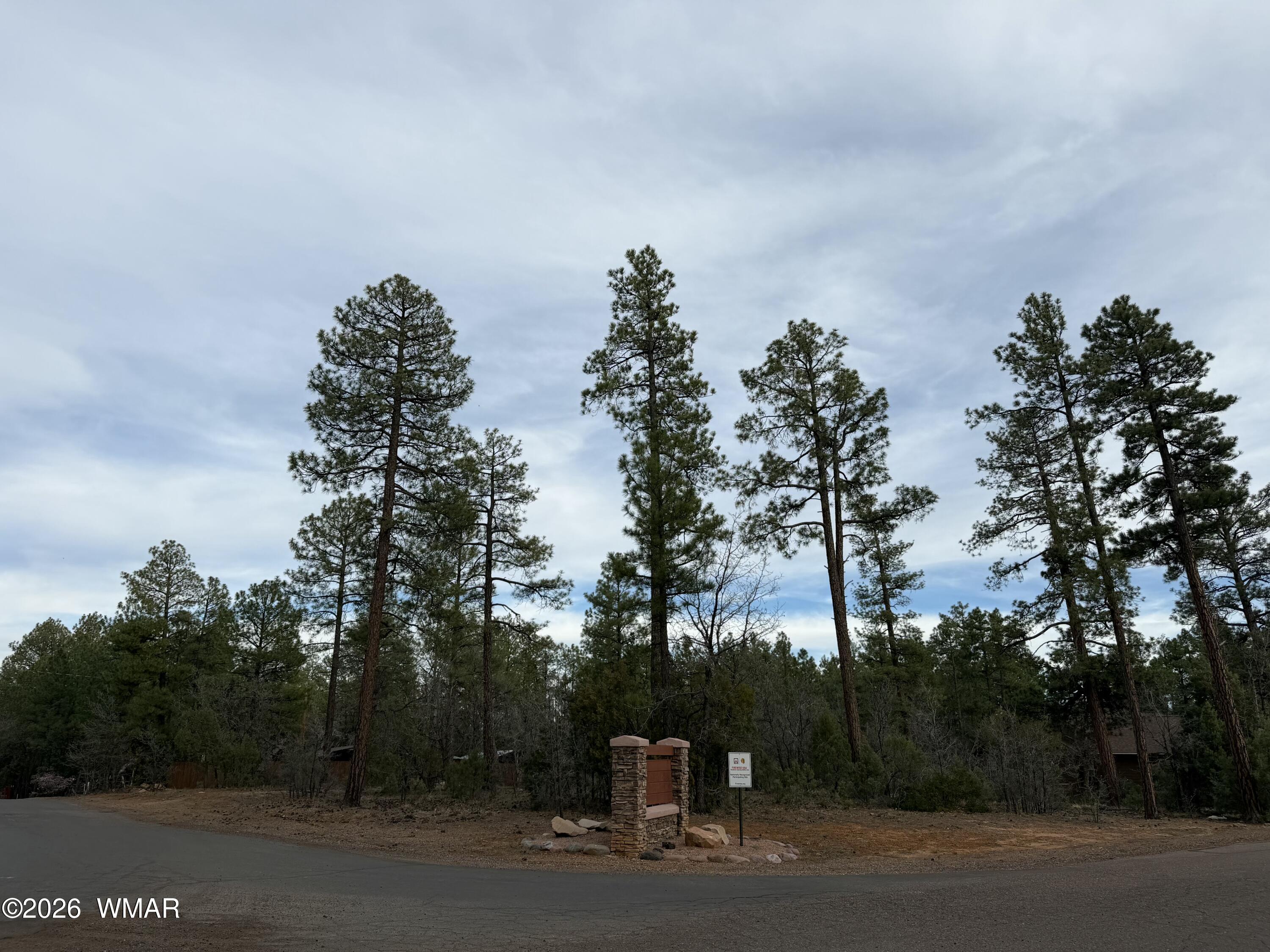 5961 Starlight Ridge Road Lakeside, AZ 85929 - Photo 16 of 16 a view of a city