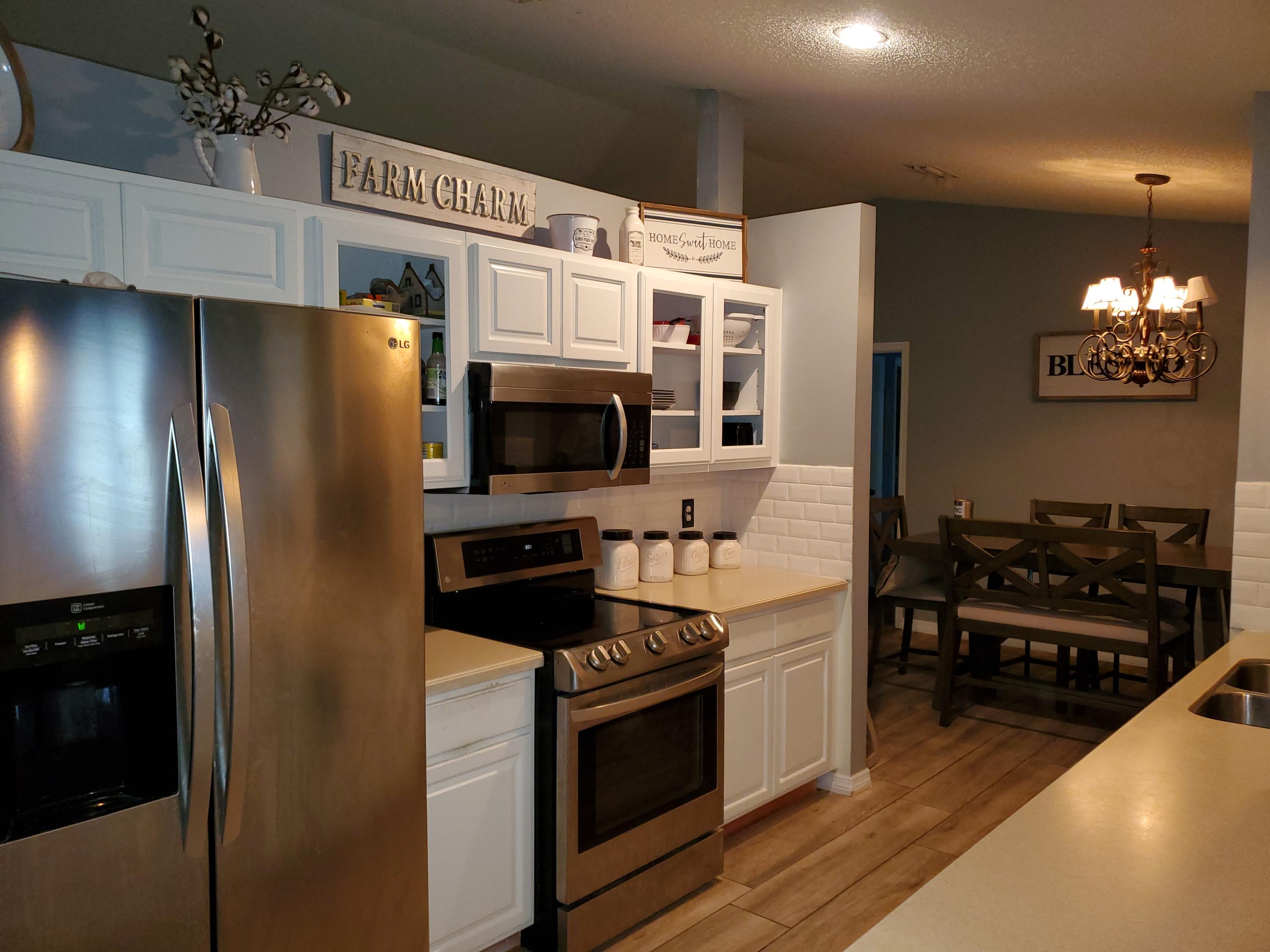 429 Southwest Cherryhill Road Port St. Lucie, FL 34953 - Photo 5 of 28 20190930_173738