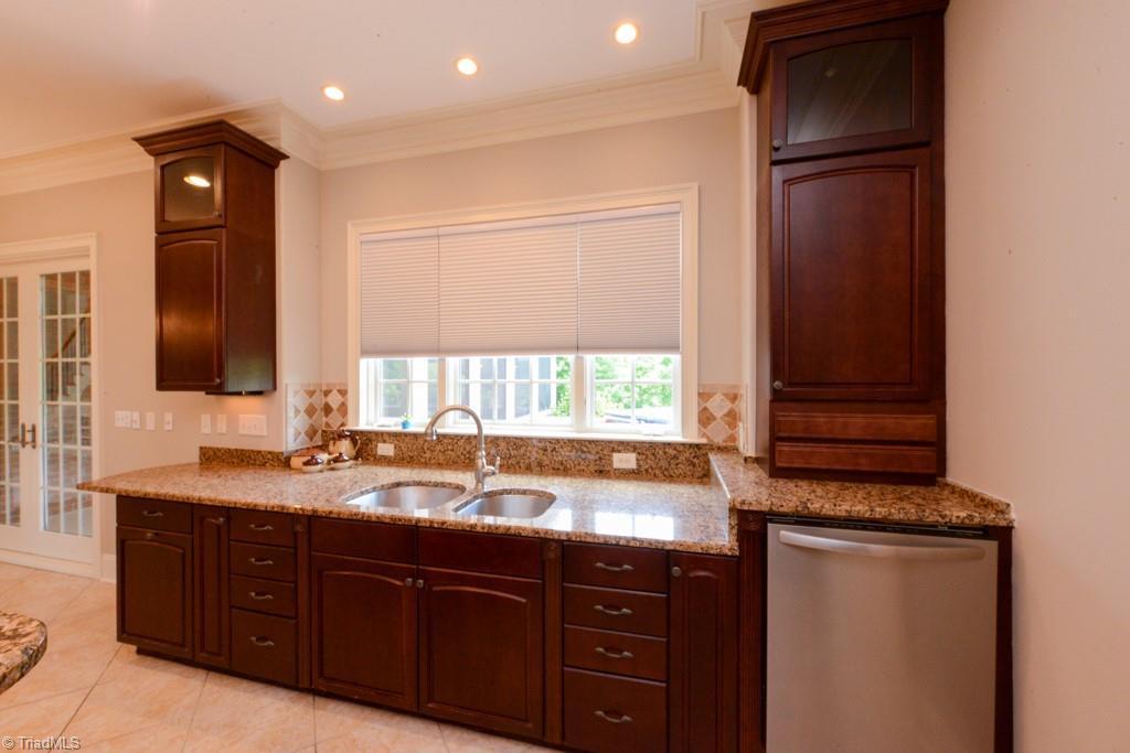 4229 Rock Bridge Road High Point, NC 27262 - Photo 17 of 49 I am in love with this dishwasher which is lifted off the ground..no bending over.