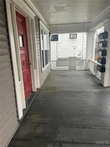 $2,080 | 1108 Madison Street, Unit 1, Syracuse, NY 13210