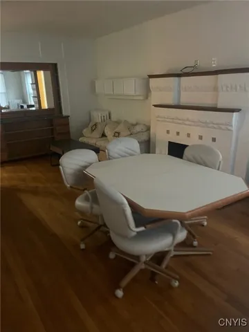 $2,080 | 1108 Madison Street, Unit 1, Syracuse, NY 13210