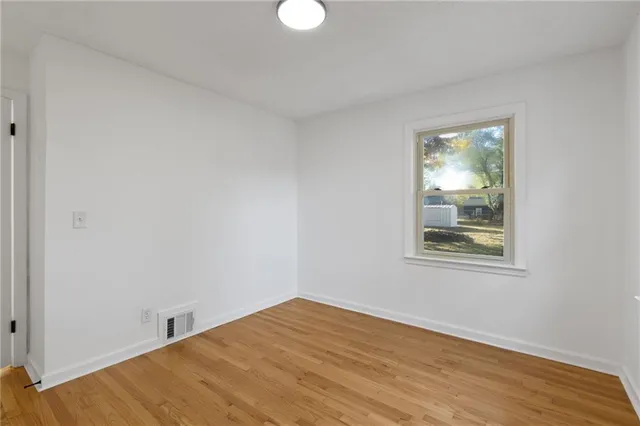 $334,900 | 8613 West 54th Terrace, Merriam, KS 66202