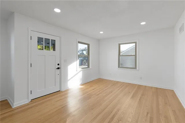 $334,900 | 8613 West 54th Terrace, Merriam, KS 66202