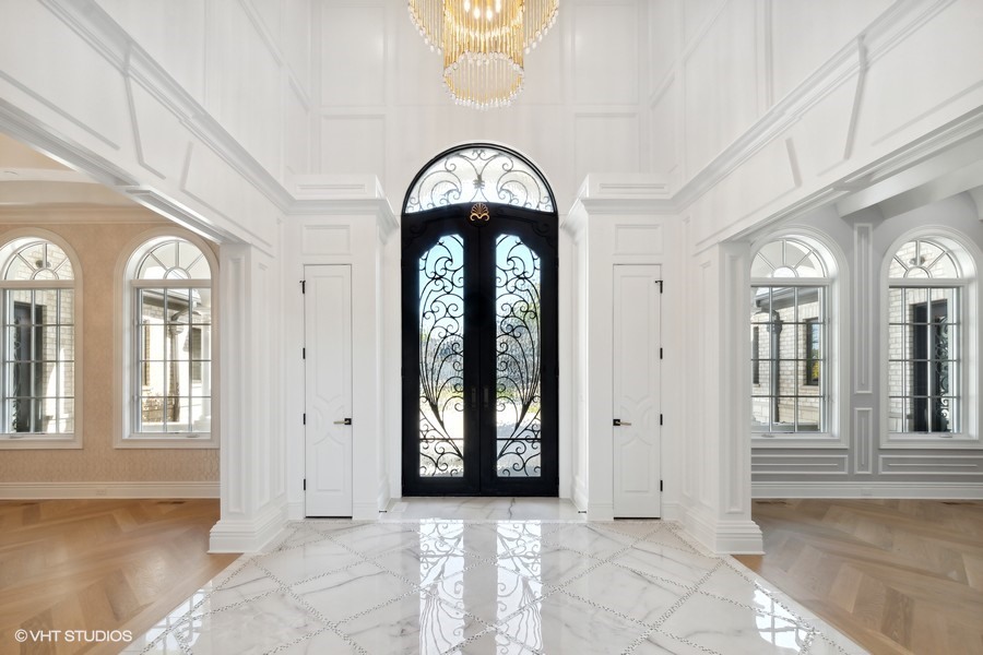 502 Greenwood Road Northbrook, IL 60062 - Photo 4 of 60