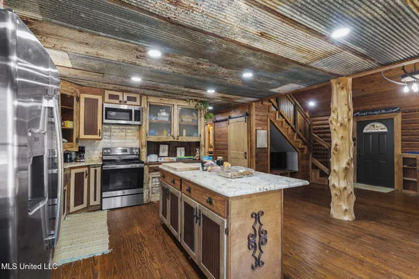 $255,000 | 30477 Attala Highway 19, West, MS 39192