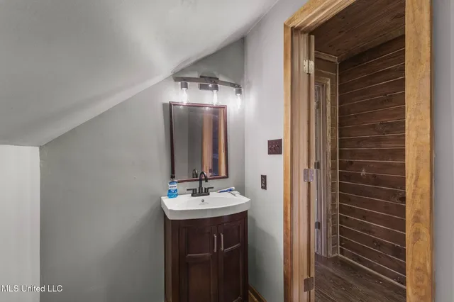 $265,000 | 30477 Attala Highway 19, West, MS 39192