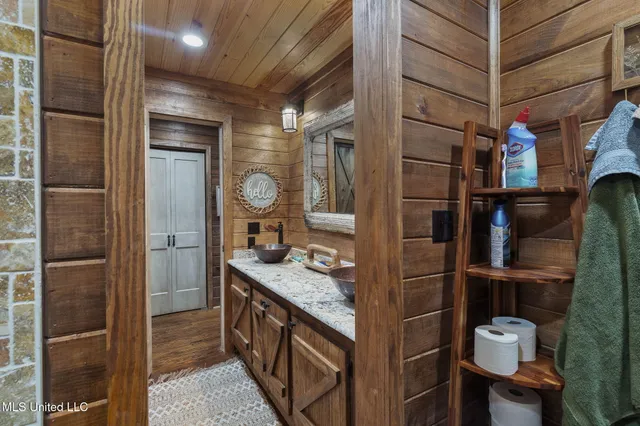 $265,000 | 30477 Attala Highway 19, West, MS 39192