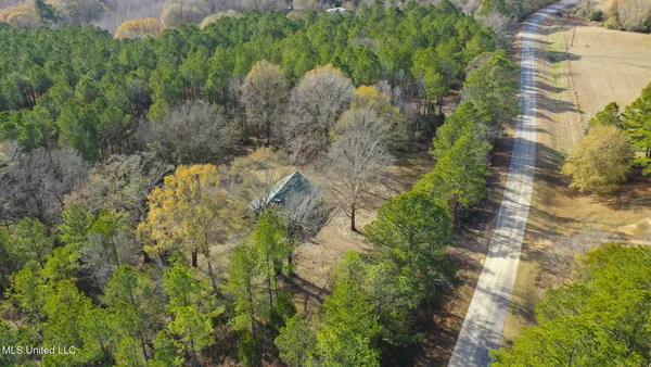 $255,000 | 30477 Attala Highway 19, West, MS 39192