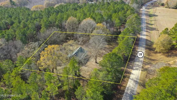 $255,000 | 30477 Attala Highway 19, West, MS 39192