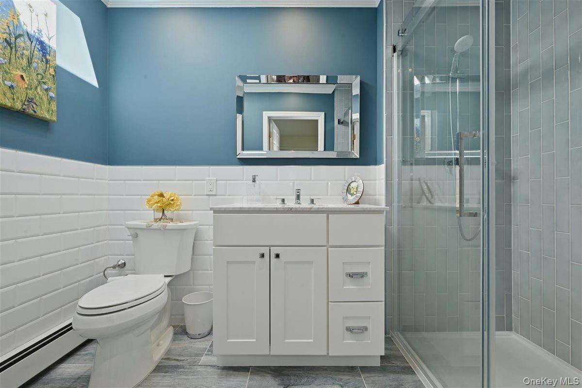 3937 Kingsberry Road Seaford, NY 11783 - Photo 14 of 38